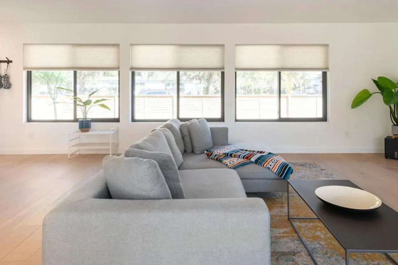 Holiday home Stunning Modern Home In Hip Enclave Near Dt Orlando